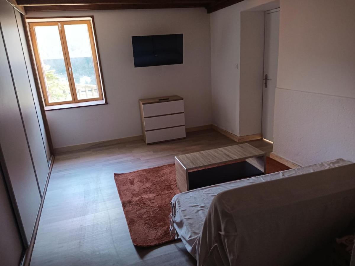 Laura Happy Guest House Tenay Ngoại thất bức ảnh